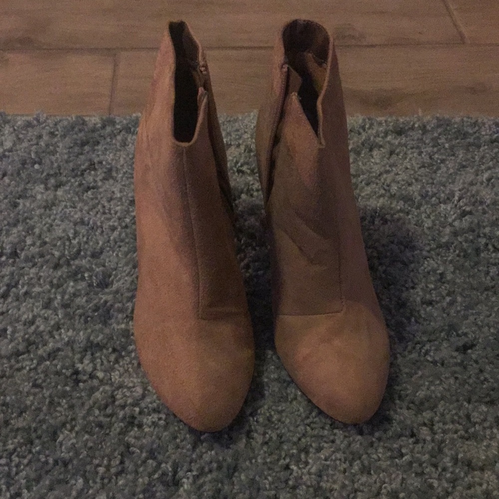 Tan/Nude Suede Booties